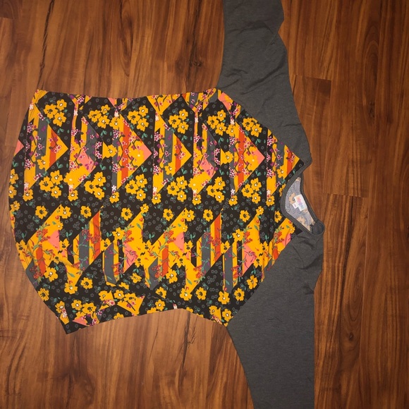 🌻 LuLaRoe Randy 2XL - Picture 2 of 5